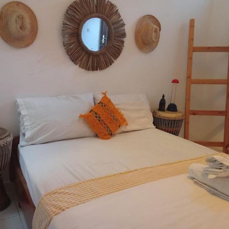 Surfer Rosa Hostel Tamraght Eksteriør bilde